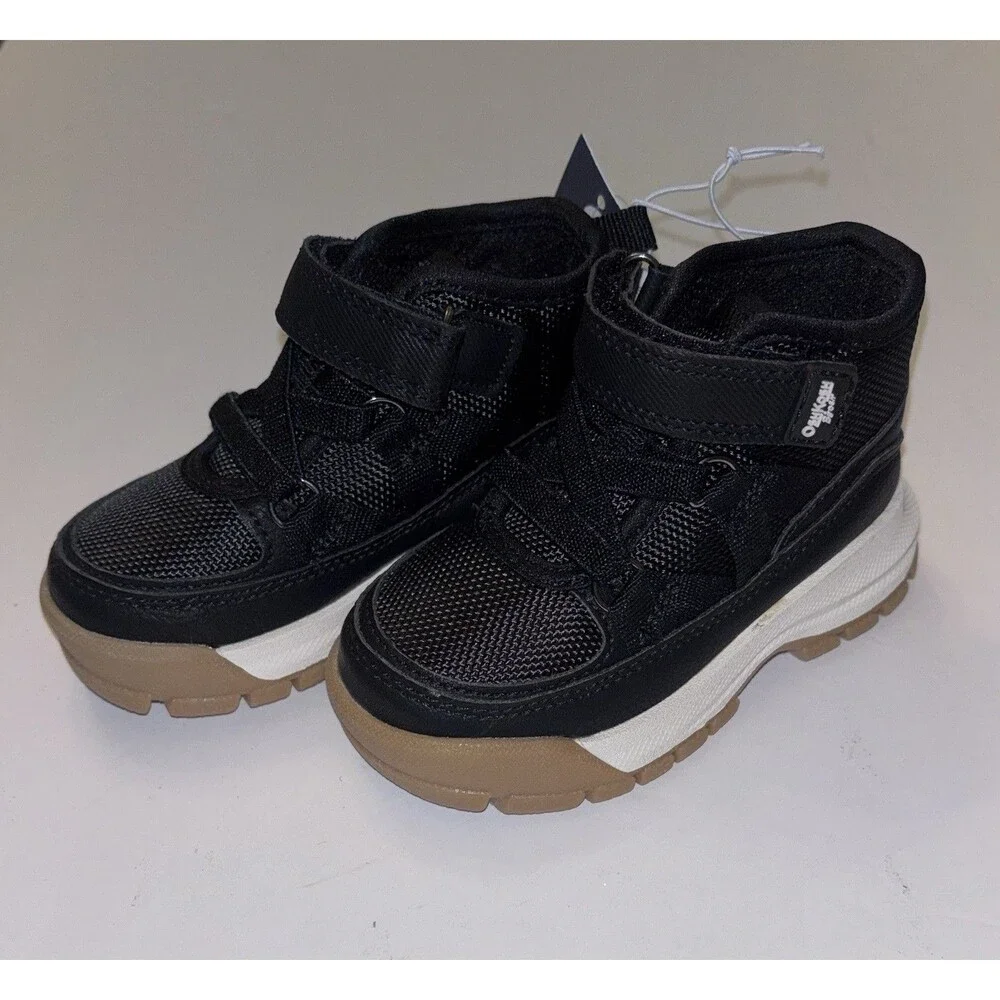 NWT OshKosh B’gosh Toddler Hiking Boots Black Size 5 Hook & Loop Boots